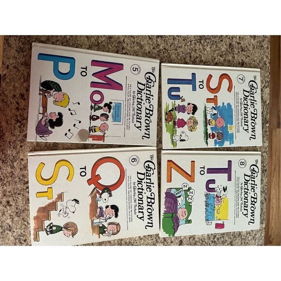 Charlie Brown dictionary vintage book set a-z - Picture 3 of 5